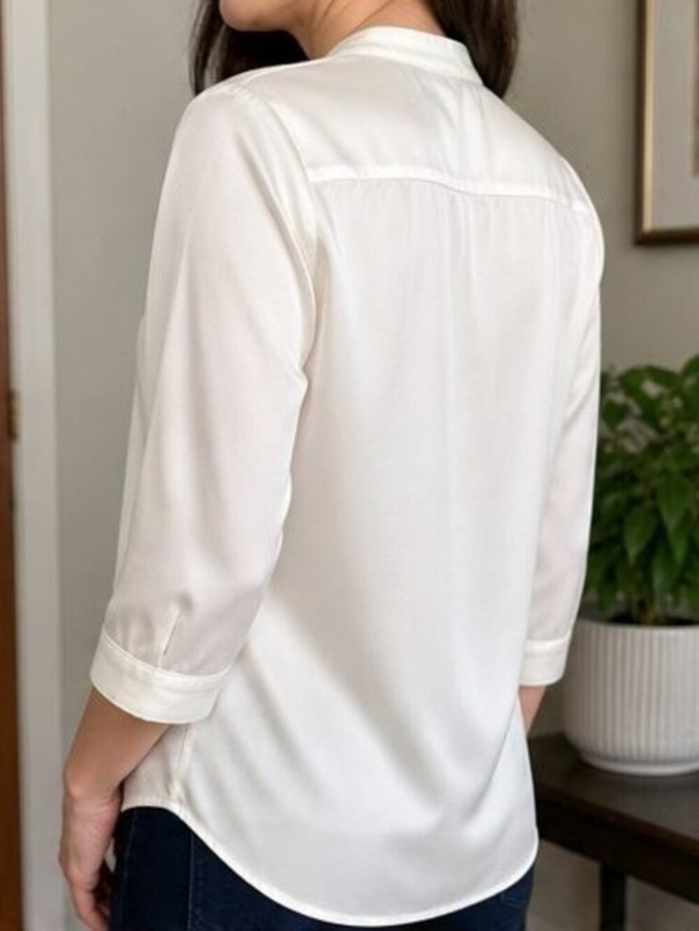 Ivory V Neck Top - Picture 3 of 6